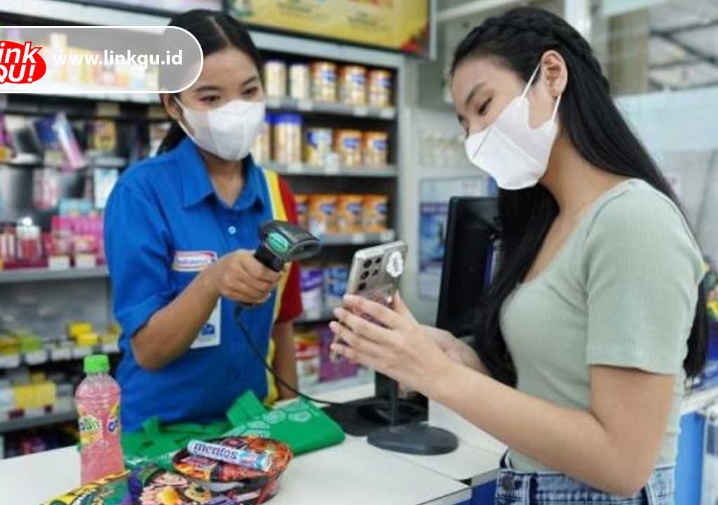 Tips Aman Ambil Uang di Indomaret, Simak Di Sini