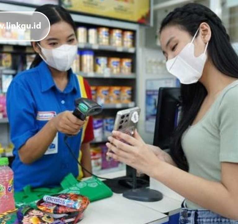Tips Aman Ambil Uang di Indomaret, Simak Di Sini